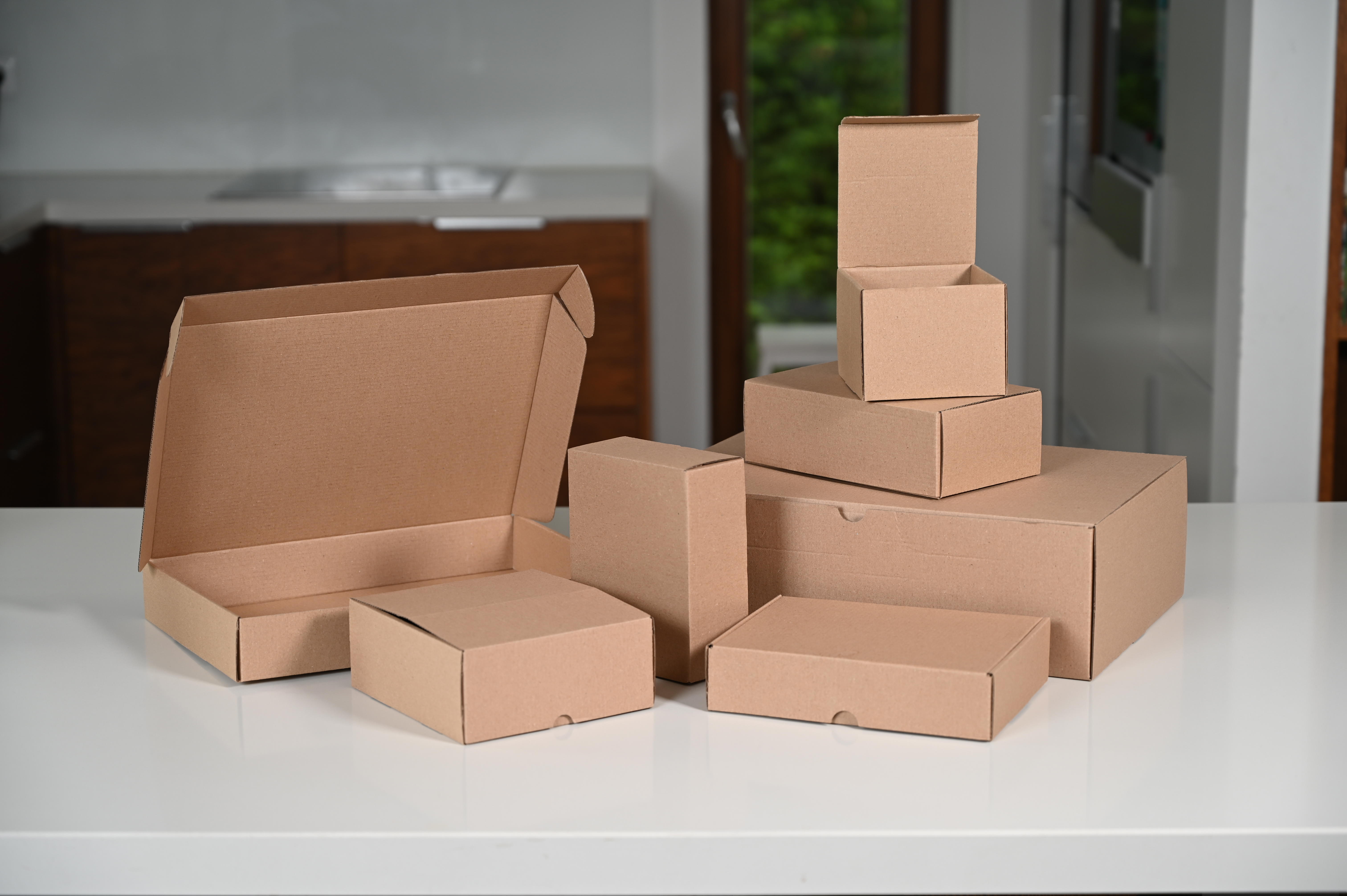 hungarosack-cardboard-box